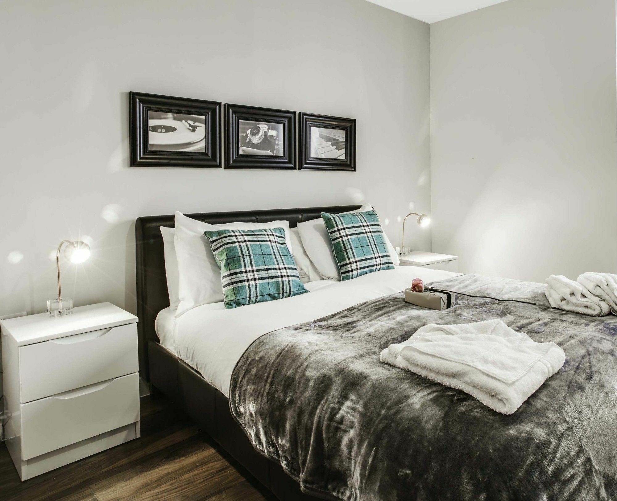 Approved Serviced Apartments Gorse Hill Manchester Dış mekan fotoğraf